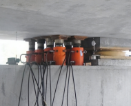 What are the advantages of engineering jacks as light and small lifting equipment